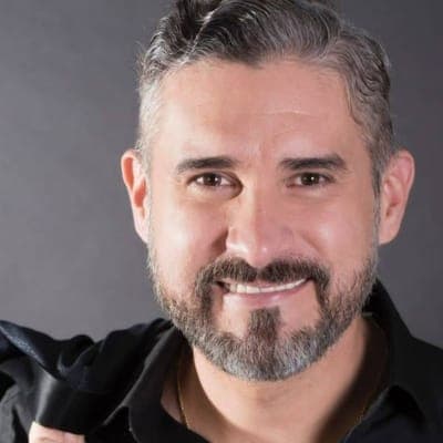 Alejandro Davalos