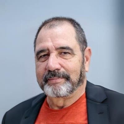 Carlos Cruz