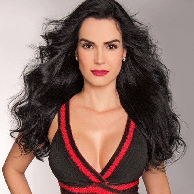 Scarlet Ortiz Scarlet Ortiz