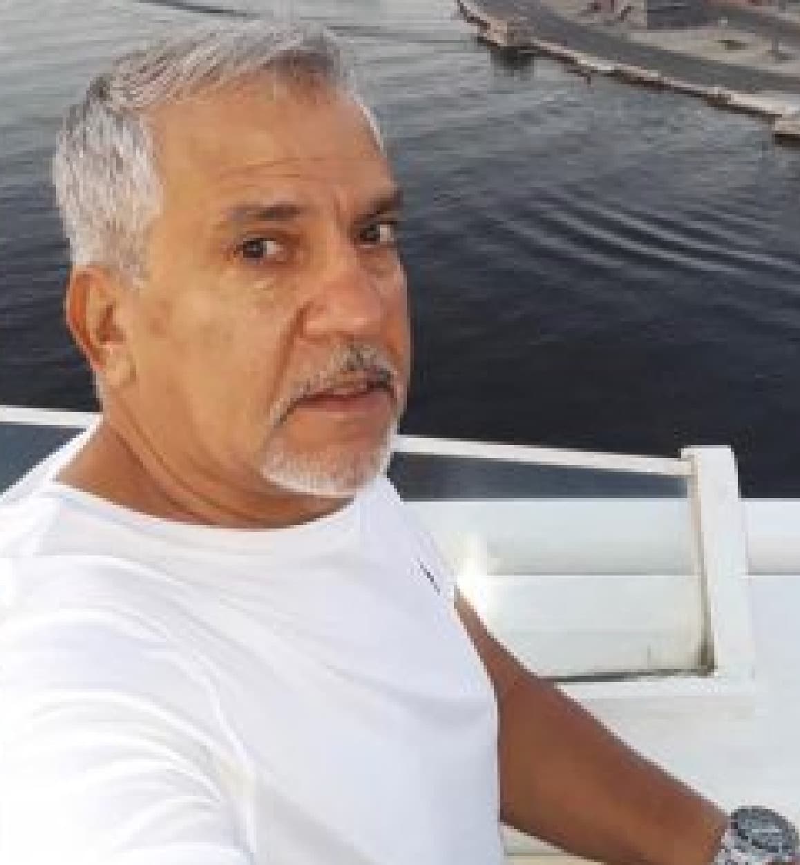 Armando Tomey Armando Tomey