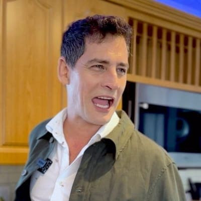 Adrian Más Adrian Más