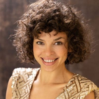 Elizabet San Miguel Elizabet San Miguel